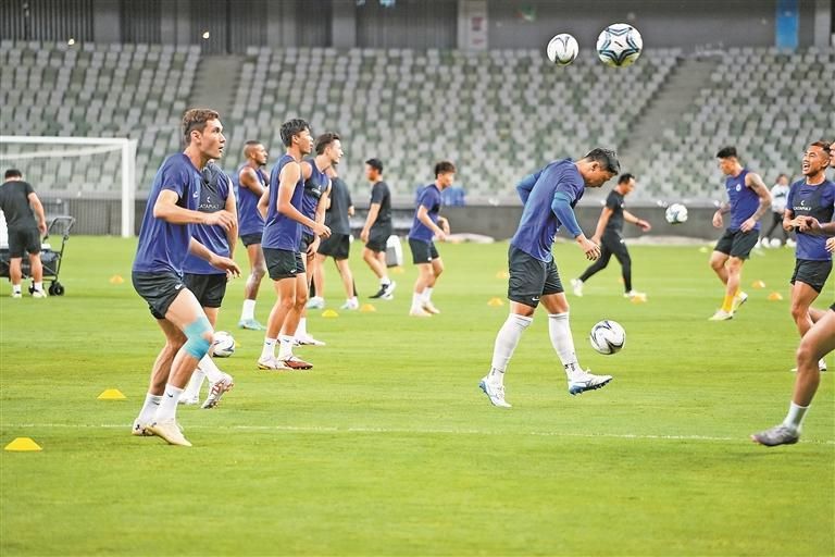 足协杯1/8决赛 深圳新鹏城今晚主场战申花