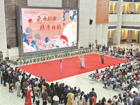 “元夕行歌 非遗炫彩”元宵特别节目在深圳博物馆举行 “元夕行歌 非遗炫彩”元宵特别节目在深圳博物馆举行